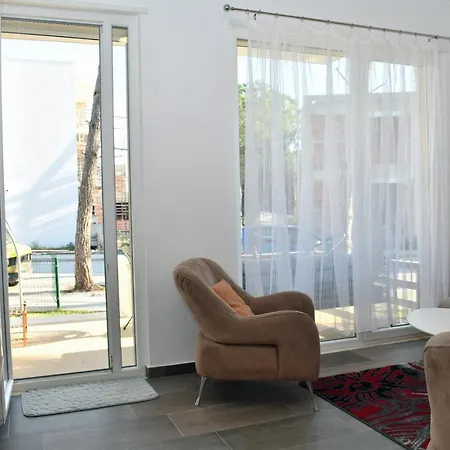 Garden House - Lura 3 -139 Plazhi San Pietro